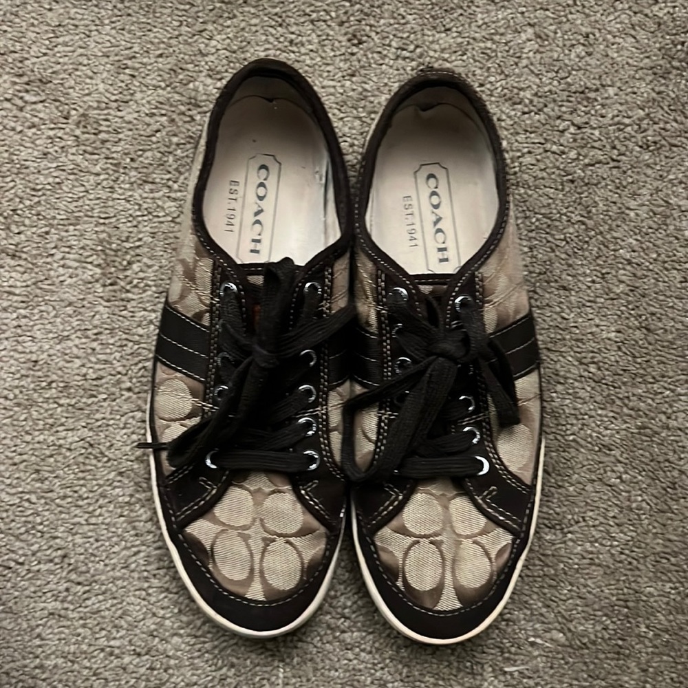 Mens Coach pattern shoes (Mens-9.5)
